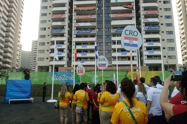 Podignuta hrvatska zastava, Janeth Arcain poželjela dobrodošlicu hrvatskoj delegaciji