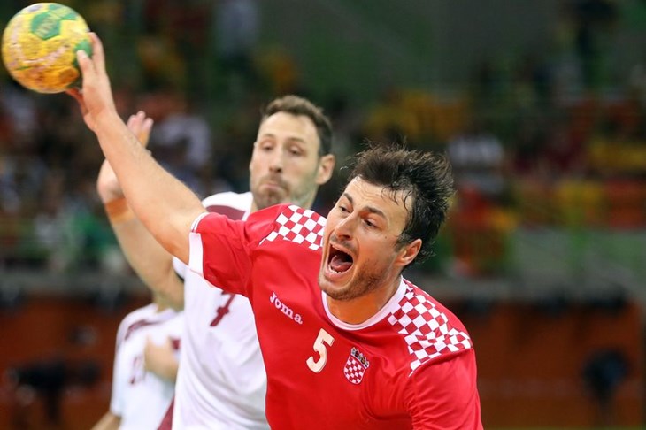 Gol Duvnjaka devet sekundi prije kraja održao neuvjerljivu Hrvatsku na životu