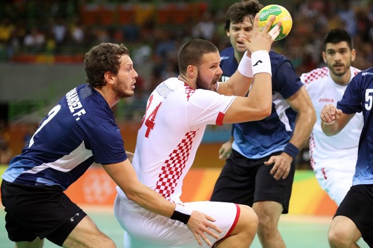 Derbi hrvatskih pivota pripao Brozoviću, Flensburg i dalje u borbi za naslov