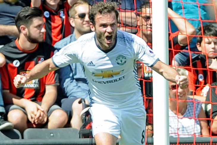 VIDEO: Sjajan pogodak Ibrahimovića za Unitedovu startnu pobjedu