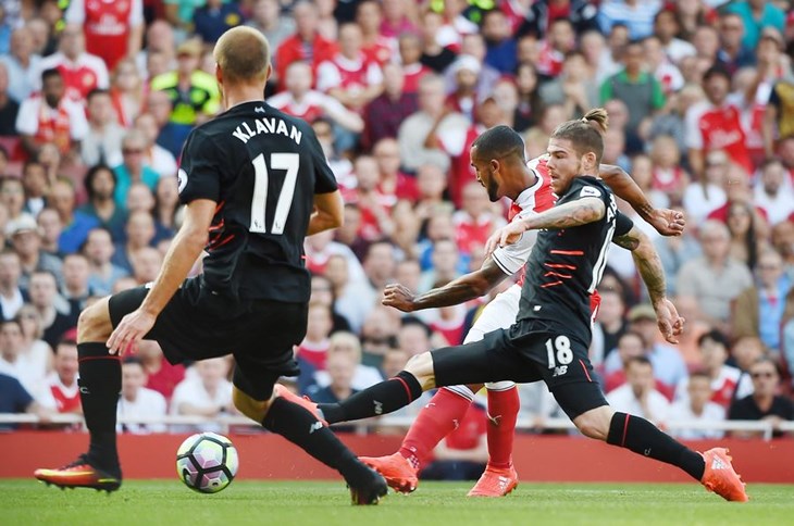 VIDEO: Rapsodija u crnom uz dirigentsku palicu Philippea Coutinha za pobjedu Liverpoola nad Arsenalom