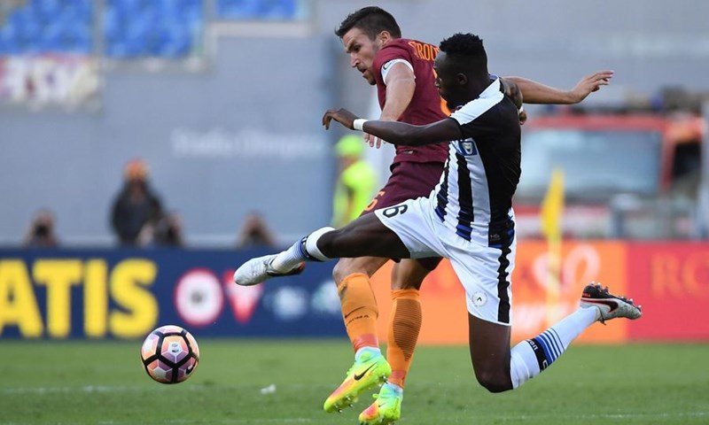 Strootman: "Drago mi je da je Roma odbila ponude za Nainggolana, svi bi ga htjeli"
