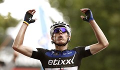 De la Cruzu etapa i ukupno vodstvo, Đurasek 69.