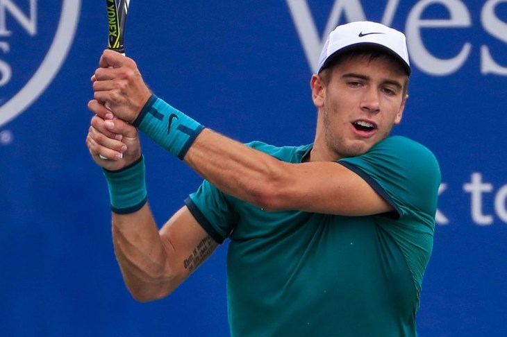 Borna Ćorić zbog ozljede predao meč Felicianu Lopezu