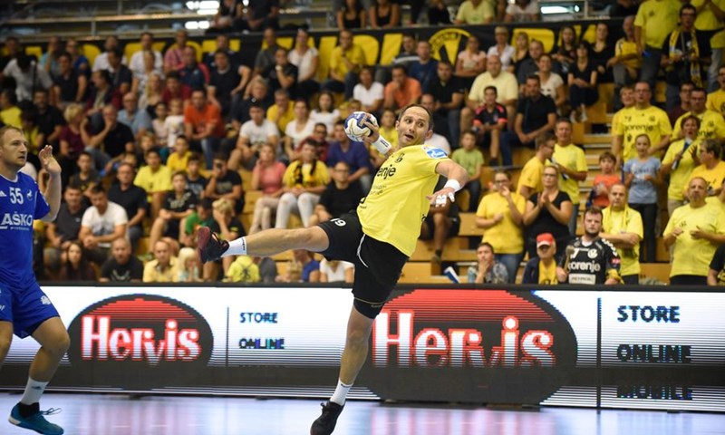 Celje slavilo u slovenskom derbiju, Meškov lako protiv Izviđača