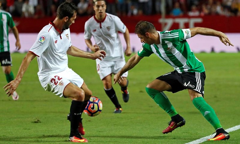 VIDEO: Sevilla s(p)retnim golom do pobjede u gradskom derbiju