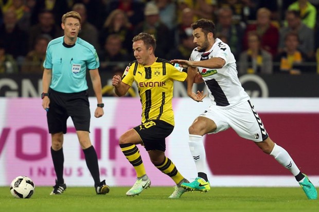 VIDEO: Borussia Dortmund u šarenom sastavu lako protiv Freiburga