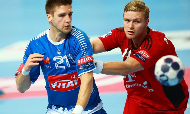 Szegedu pobjeda, Veszpremu titula, prvi susret odlučio prvaka