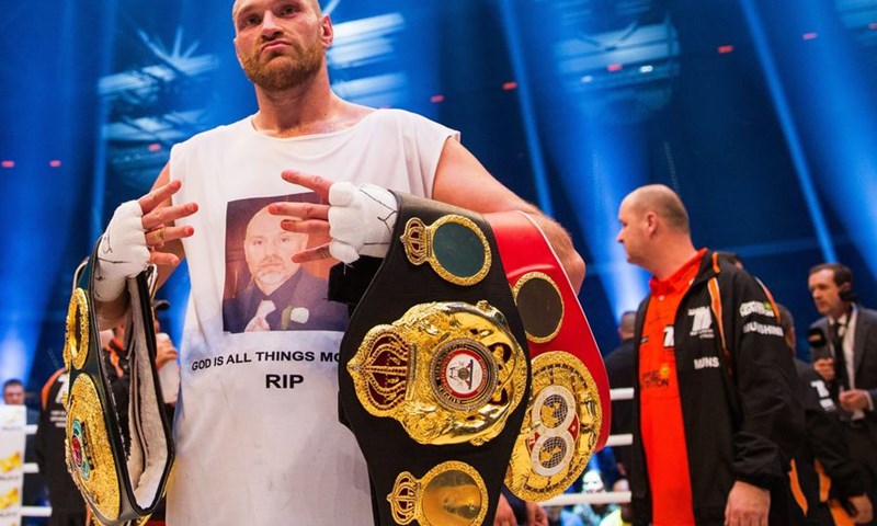 Tyson Fury: "Mogu pobijediti Anthonyja Joshuu i s jednom rukom zavezanom iza leđa"