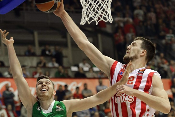 Kuzmić uspješno operiran, ostaje i dalje u induciranoj komi