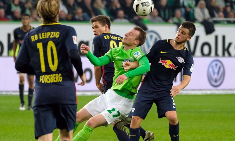 VIDEO: Čolak promašio penal, Leipzig neporažen i na gostovanju u Wolfsburgu