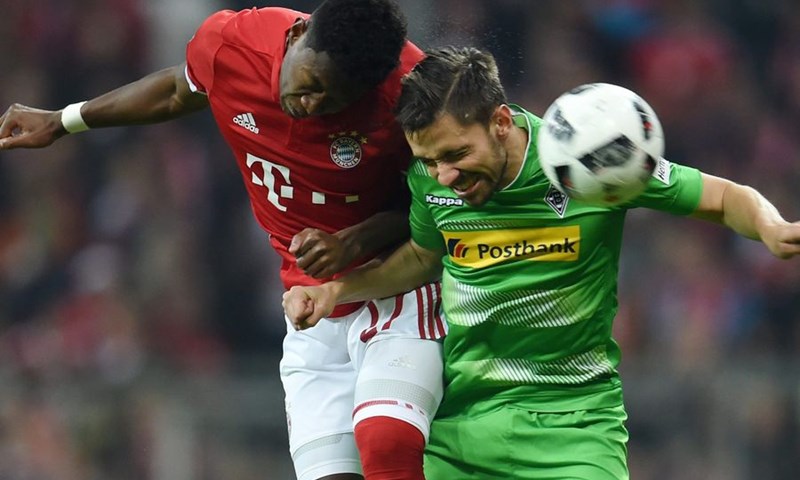 VIDEO: Bayern s "pola gasa" do tri boda protiv Borussije M.