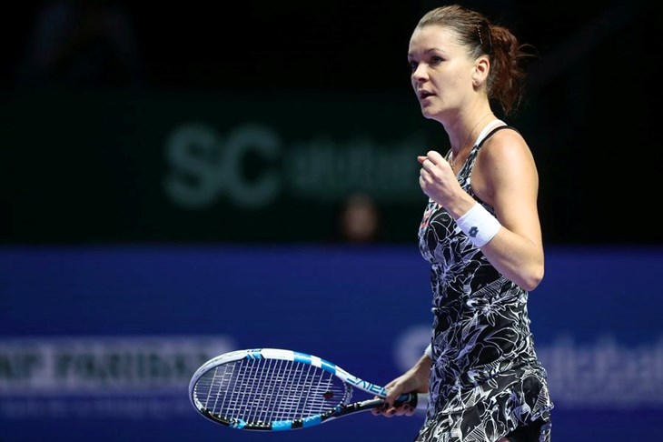 Radwanska ostala u igri, Kuznjecova u polufinalu