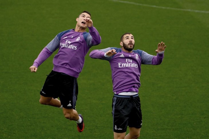 Ronaldo potpisao novi ugovor, želi igrati još barem devet godina