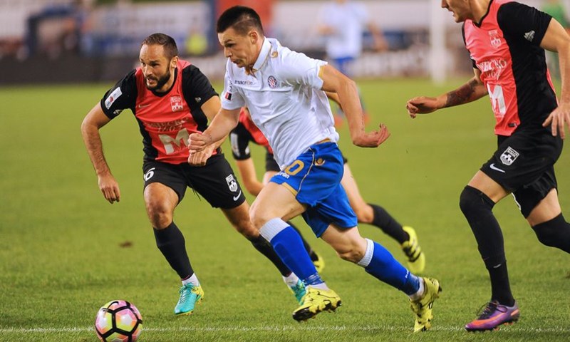 Hajduk na krilima Tome Bašića napunio mrežu Osijeka