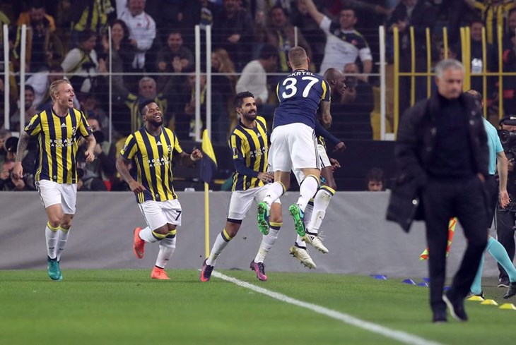 Mourinho: "Igrali smo kao da je prijateljska utakmica", Advocaat: "Mogli smo zabiti još golova"