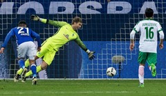 VIDEO: Schalke raste, Werderu treći uzastopni poraz