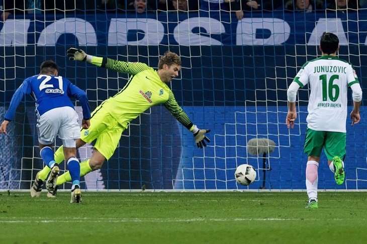 VIDEO: Schalke raste, Werderu treći uzastopni poraz