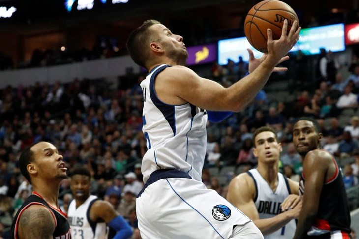 VIDEO: Bez dvoboja Zupca i Bendera, Dallas slavio u produžetku, Kingsi iznenadili Raptorse