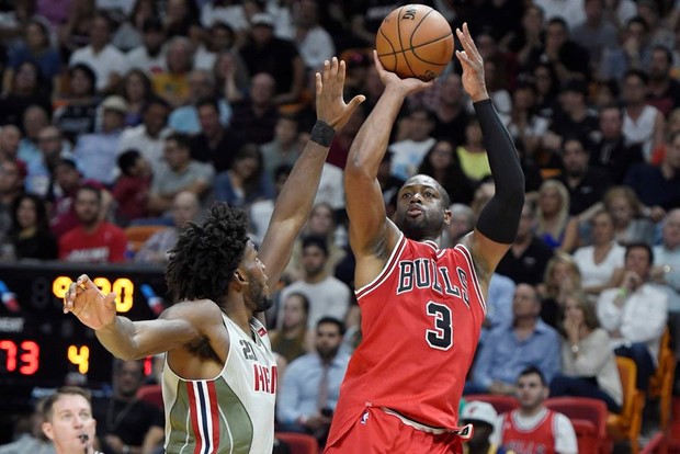 VIDEO: Wade uzeo pobjedu na povratku u Miami, Warriorsi lako protiv Denvera