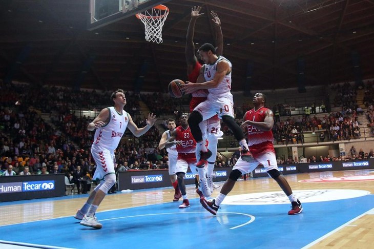 Shane Larkin izdominirao Bayern i postavio apsolutni rekord Eurolige