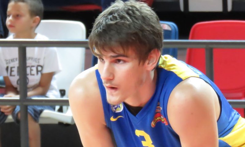 VIDEO: 50. triple-double Westbrooka, Warriorsi rasturili Portland, deset minuta za Bendera