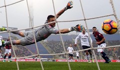 VIDEO: Debakl Palerma na gostovanju kod Udinesea, Posavec četiri puta morao po loptu u mrežu
