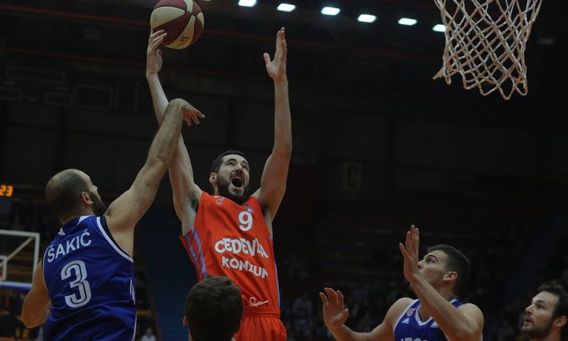 Luka Babić najbolji u porazu Istanbula, Ivan Buva skroman u pobjedi Bešiktaša