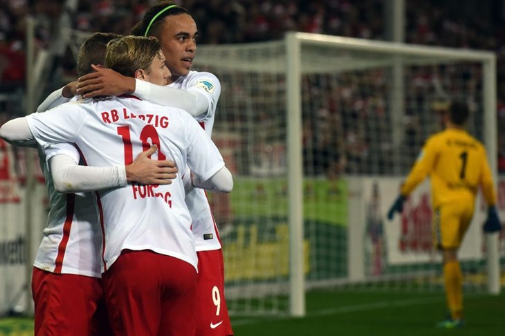 VIDEO: Leipzig ne pušta vrh Bundeslige