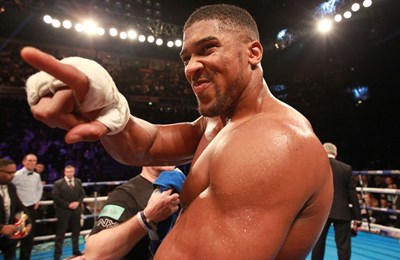 Joshua prevelik zalogaj za Paula, neravnopravan dvoboj okončan nokautom