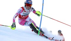Shiffrin vodeća nakon prve vožnje, Popović 60.