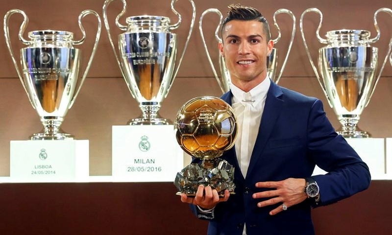 Na današnji dan: Dva Ronalda u razmaku od 14 godina osvojila Ballon d'Or