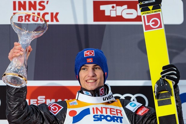 Zbog vjetra održana samo jedna serija, Tande slavio i preuzeo vodstvo na Turneji