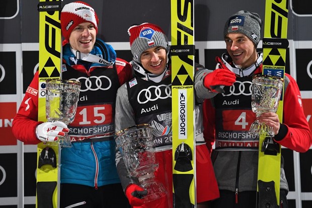 Tande kiksao u posljednjem skoku, Stoch pobjednik Novogodišnje turneje