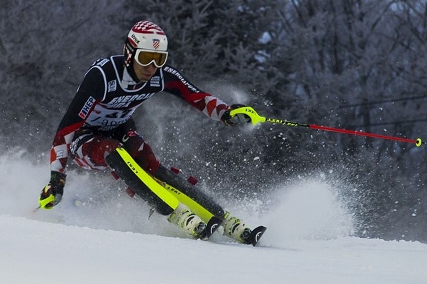 Hirscher u vodstvu nakon prve vožnje slaloma, Vidović ušao u drugu vožnju