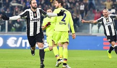 VIDEO: Dva gola Higuaina u laganoj pobjedi Juventusa, Mandžukić ušao s klupe