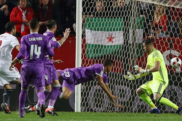 VIDEO: Jovetić zabio Realu u debiju za Sevillu, Real bolje prošao u golijadi