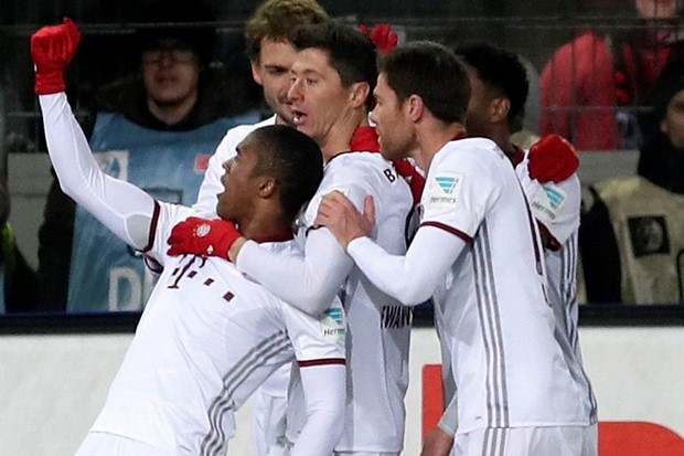 VIDEO: Majstor Lewandowski spasio Bayern u sudačkoj nadoknadi