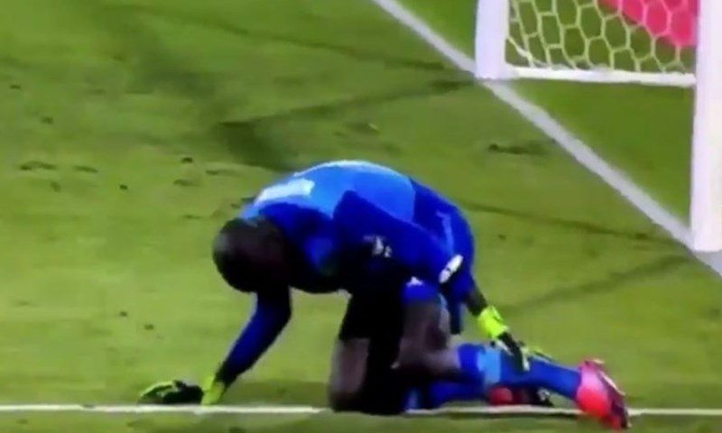 FANATIK: Senegalski vratar opasan po vlastito zdravlje