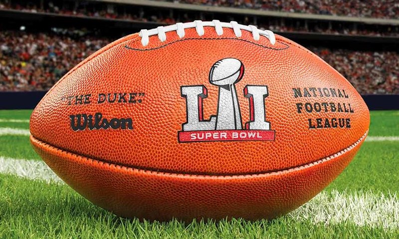 Brady potpisao vrlo bogat ugovor, nakon kraja karijere postaje stručni analitičar na Foxu