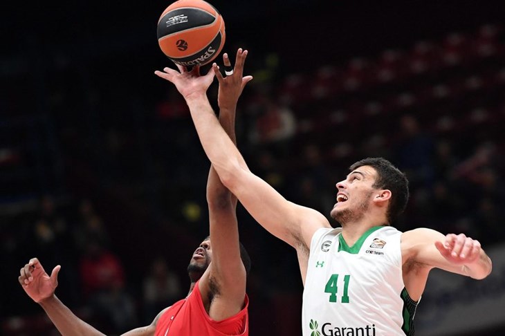 VIDEO: Darušafaka ispustila 25 koševa prednosti protiv Milana, sjajni nastupi Simona i Žižića