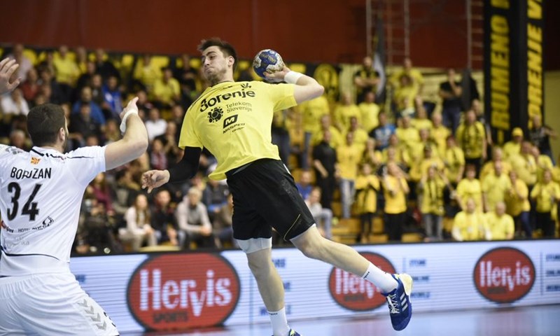 Šest golova Mandića Veszpremu, Vardar slavljem u Velenju osigurao prvo mjesto