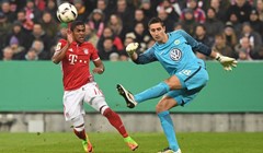 VIDEO: Arminia prošla nakon lutrije jedanaesteraca, Bayern nadvisio Wolfsburg