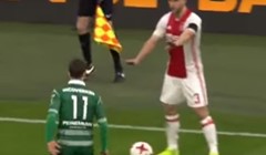 FANATIK: Sramotan potez igrača Ajaxa Joela Veltmana