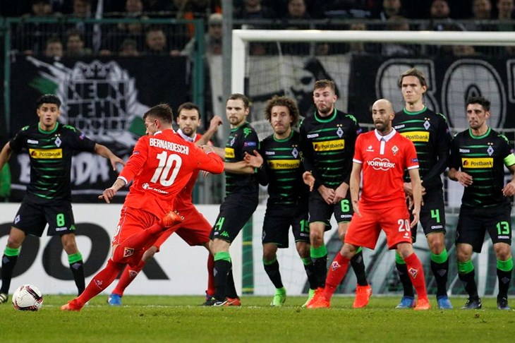 VIDEO: Majstorija Bernardeschija za slavlje Viola u Mönchengladbachu