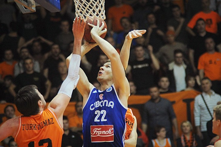 Bivši centar Cibone u Fuenlabradi s Markom Popovićem