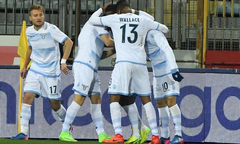 VIDEO: Prekrasan gol Krunića probudio Lazio, Atalanta rutinski preko Crotonea