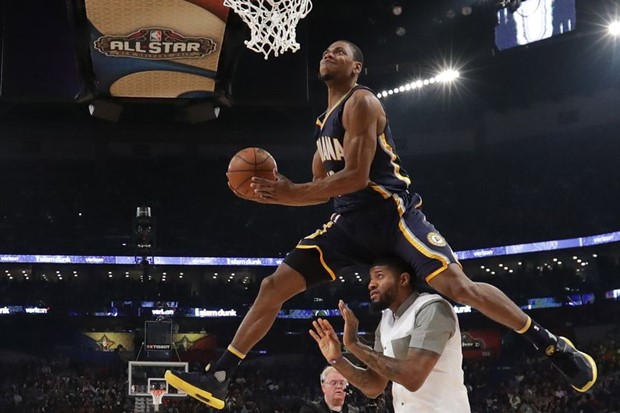 VIDEO: Robinson III. pobijedio u zakucavanjima, Eric Gordon najbolji tricaš, Porzingis najvještiji