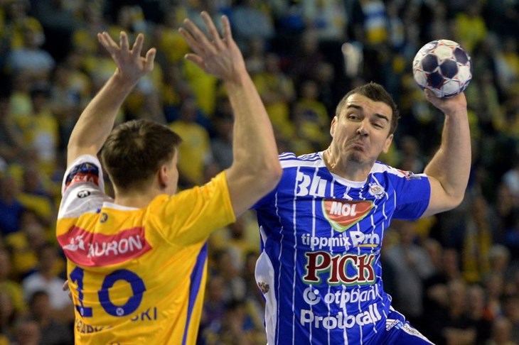 Denis Buntić napustio redove Pick Szegeda