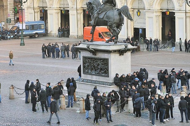 Dinamu 40.000 eura kazne zbog divljanja navijača u Torinu
